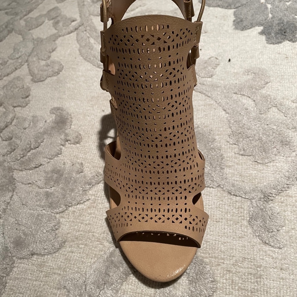 Shoes - Picture 2 of 3